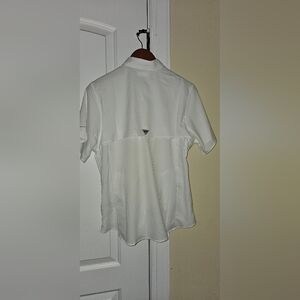 Columbia White Fitted Polo Button Down Shirt